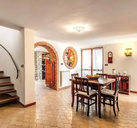 Villa Torca Lauda